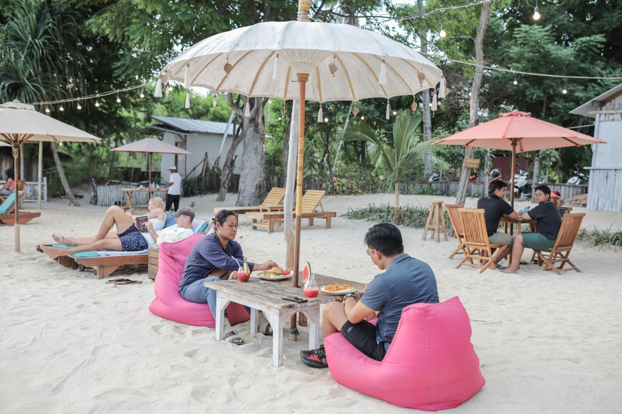 Hotel The Kori Sire à Tanjung  Extérieur photo